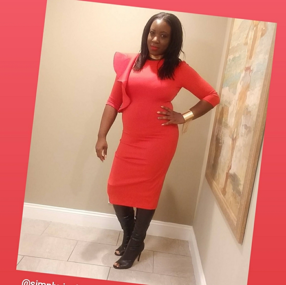 Red Dress - Picture 3 of 3